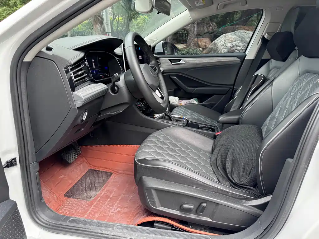 Volkswagen Sagitar — миниатюра 5