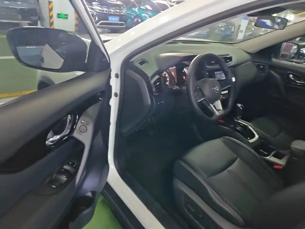 Nissan X-Trail — миниатюра 16