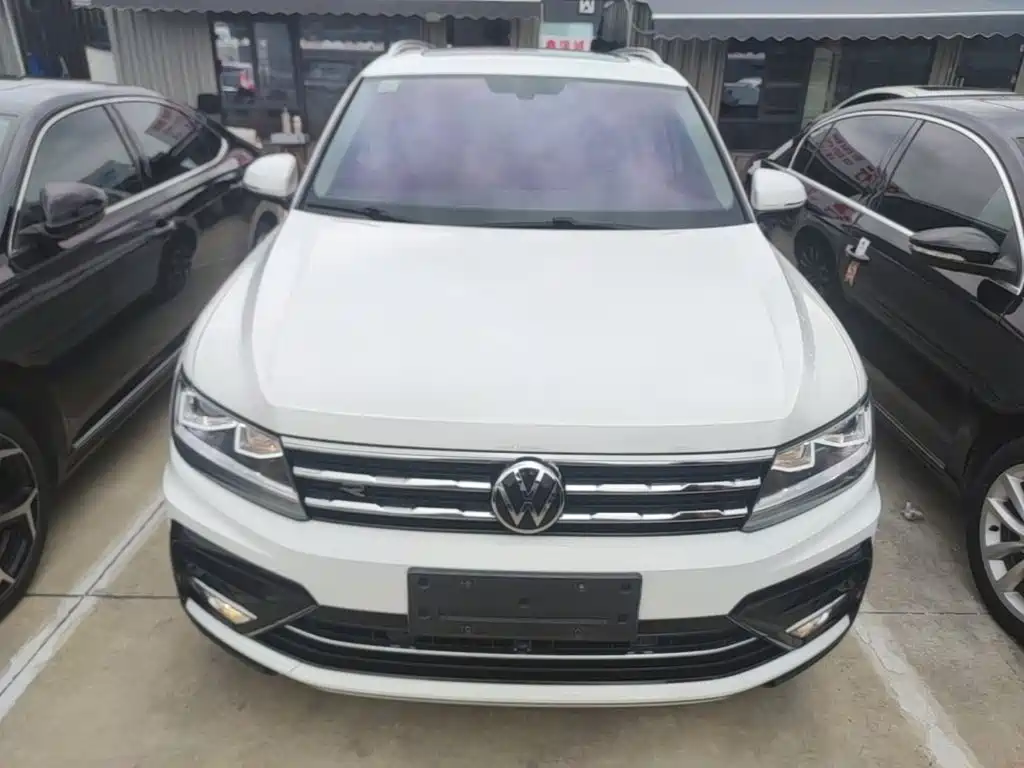 Volkswagen Tiguan L — миниатюра 3