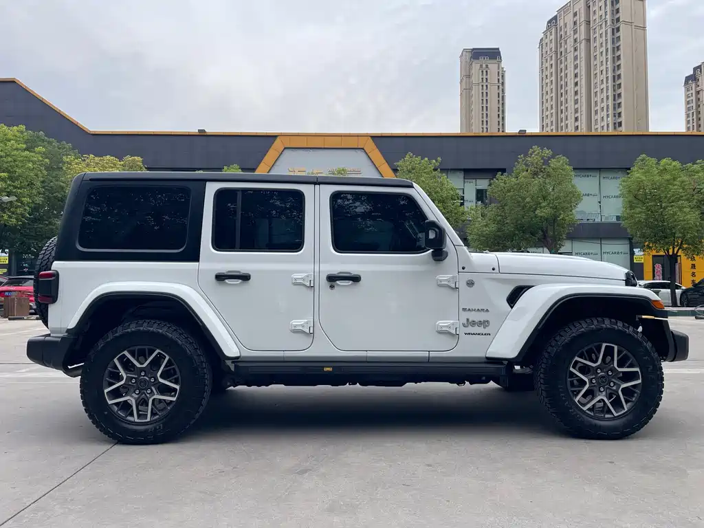Jeep Wrangler — миниатюра 9