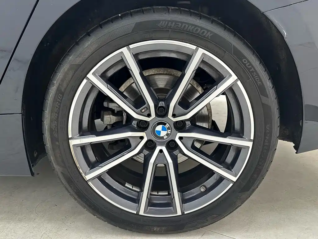 BMW 3 Series — миниатюра 17