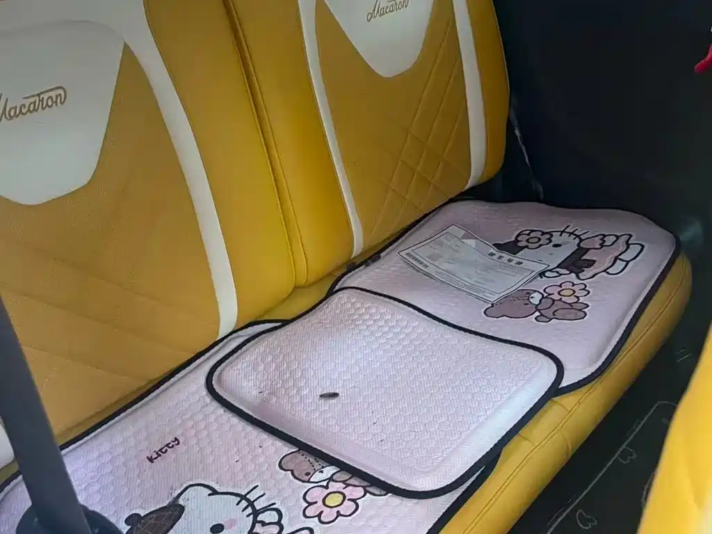 Wuling MINIEV — миниатюра 4