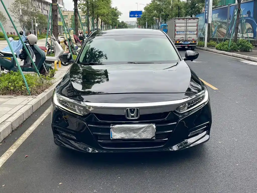 Honda Accord — миниатюра 2