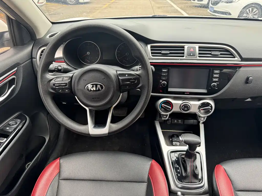 Kia KX Cross — миниатюра 11
