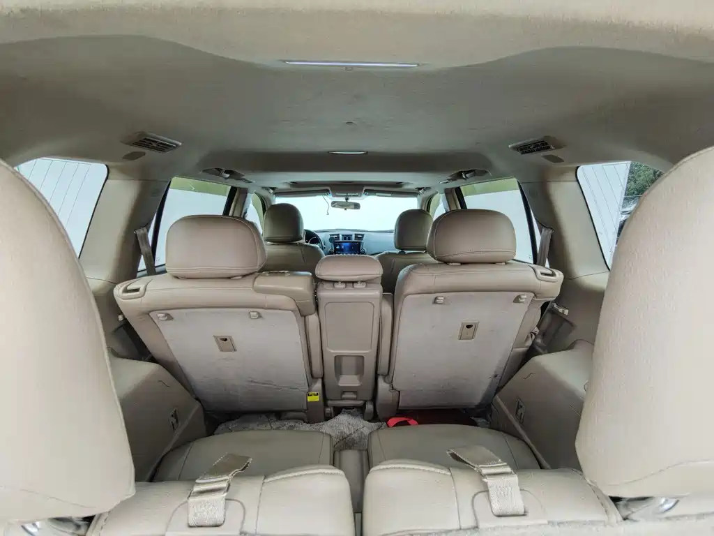 Toyota Highlander — миниатюра 24