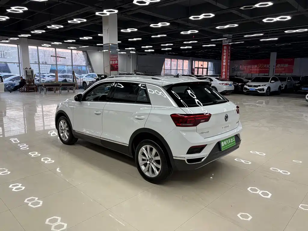 VOLKSWAGEN T ROC EXPLORING SONGS