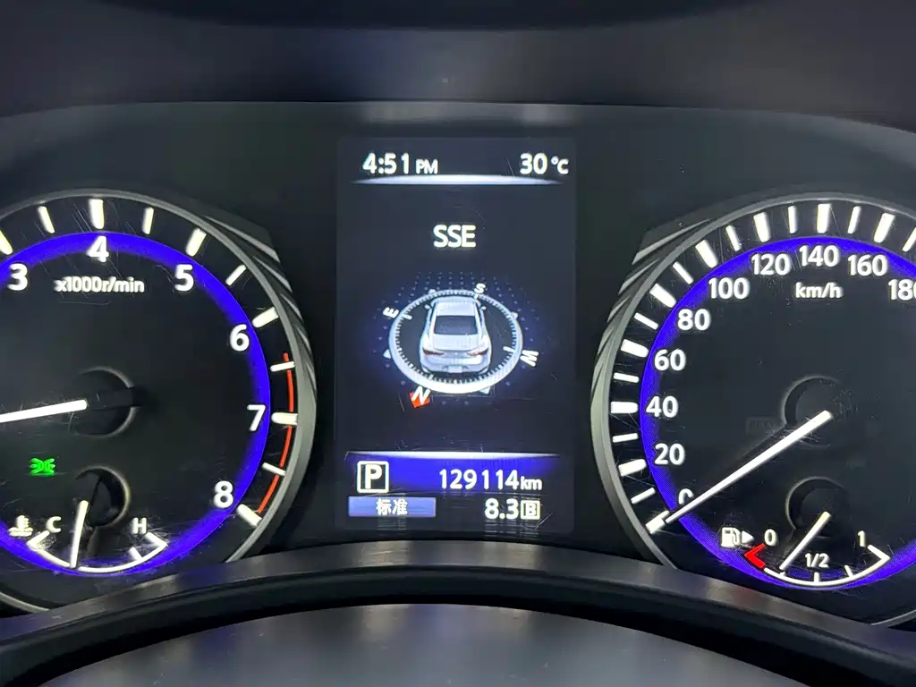 Infiniti Q60 — миниатюра 5