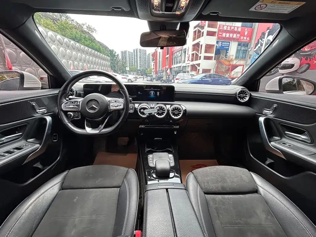 Mercedes-Benz A-Class — миниатюра 9