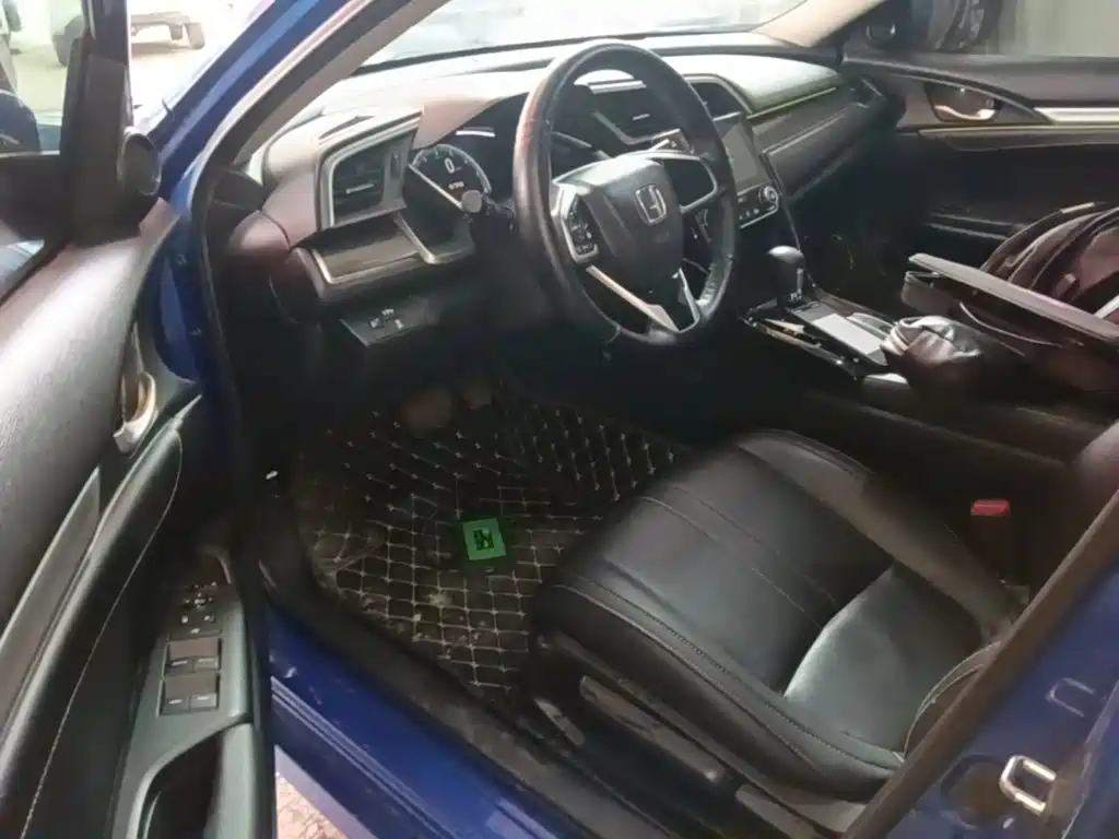 Honda Civic — миниатюра 16