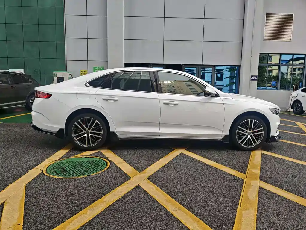 GEELY AUTOMOBILE XINGRUI