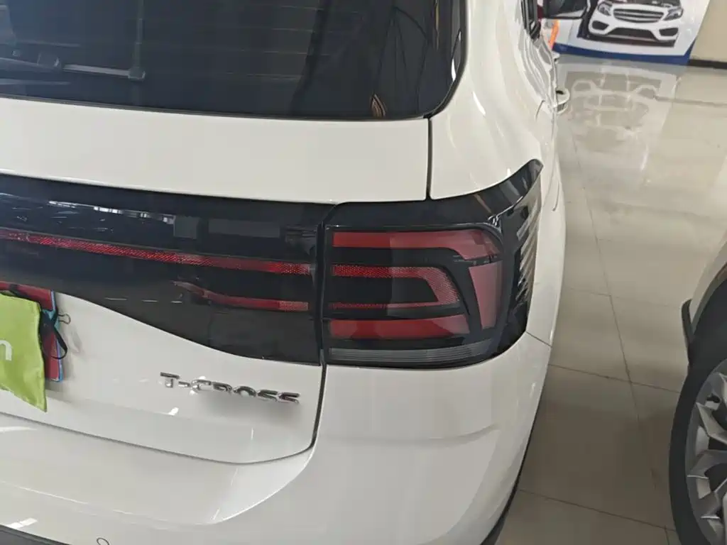 Volkswagen T-Cross — миниатюра 8