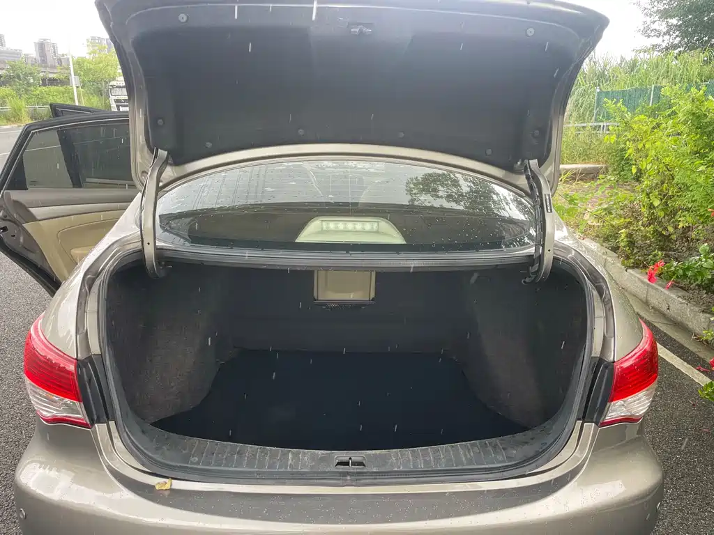 Nissan Sylphy — миниатюра 18