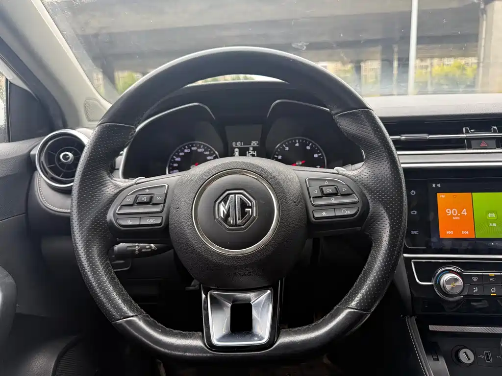 MG MG6 — миниатюра 4