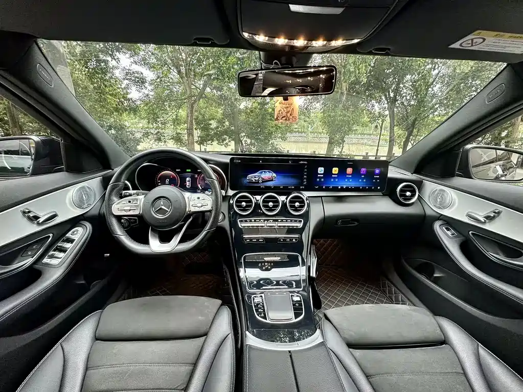 Mercedes-Benz C-Class — миниатюра 7