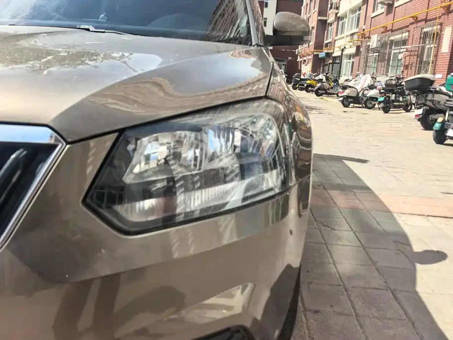 Skoda Yeti — миниатюра 5