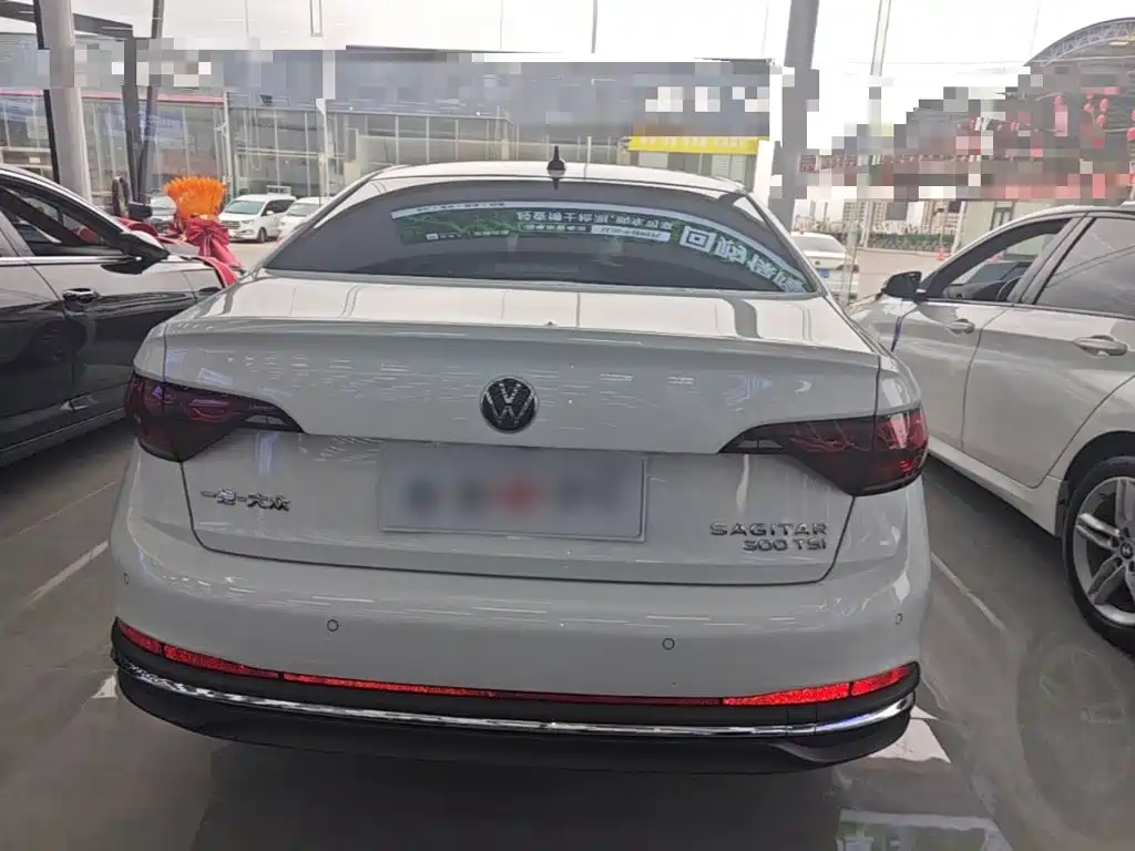 Volkswagen Sagitar — миниатюра 6