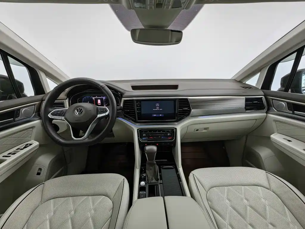 Volkswagen Viloran — миниатюра 5