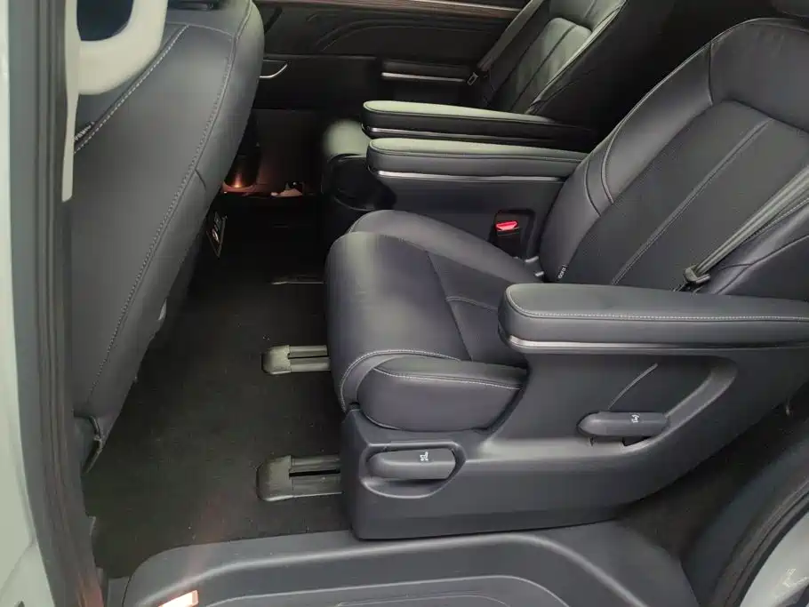 GAC Motor Trumpchi M8 — миниатюра 11