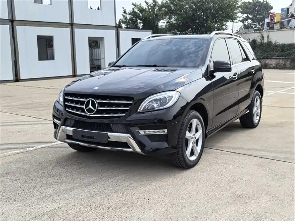 Mercedes-Benz M-Class 2015