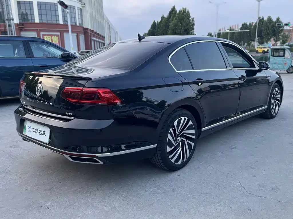 Volkswagen 迈腾 PHEV — миниатюра 3