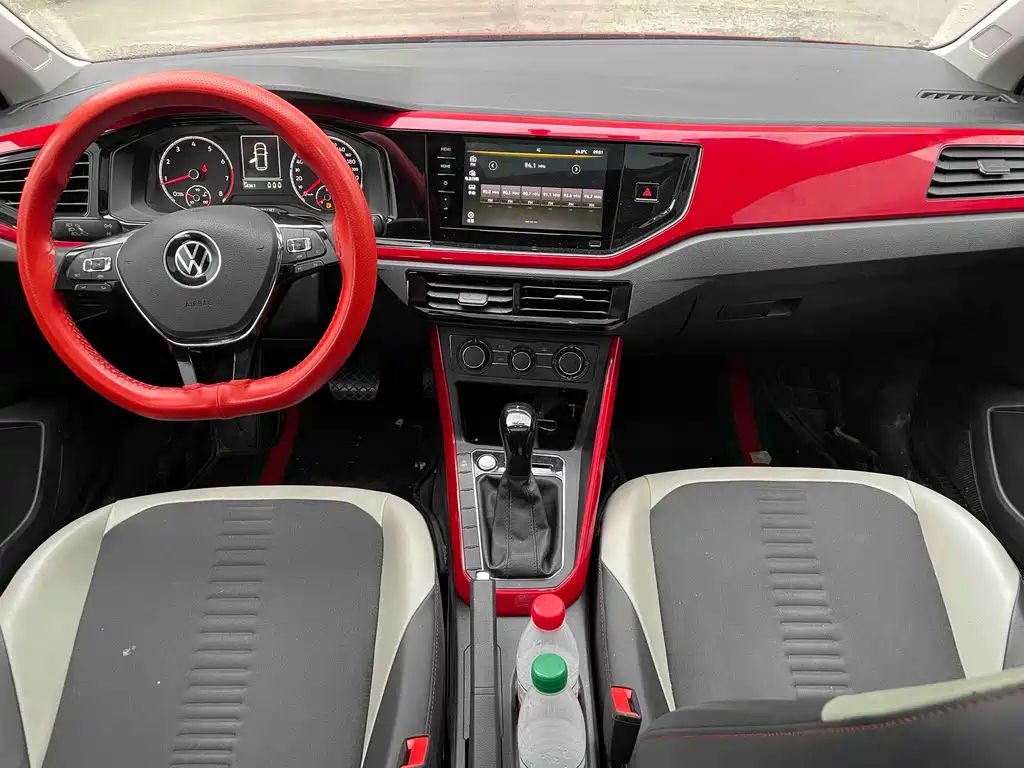 Volkswagen Polo — миниатюра 7