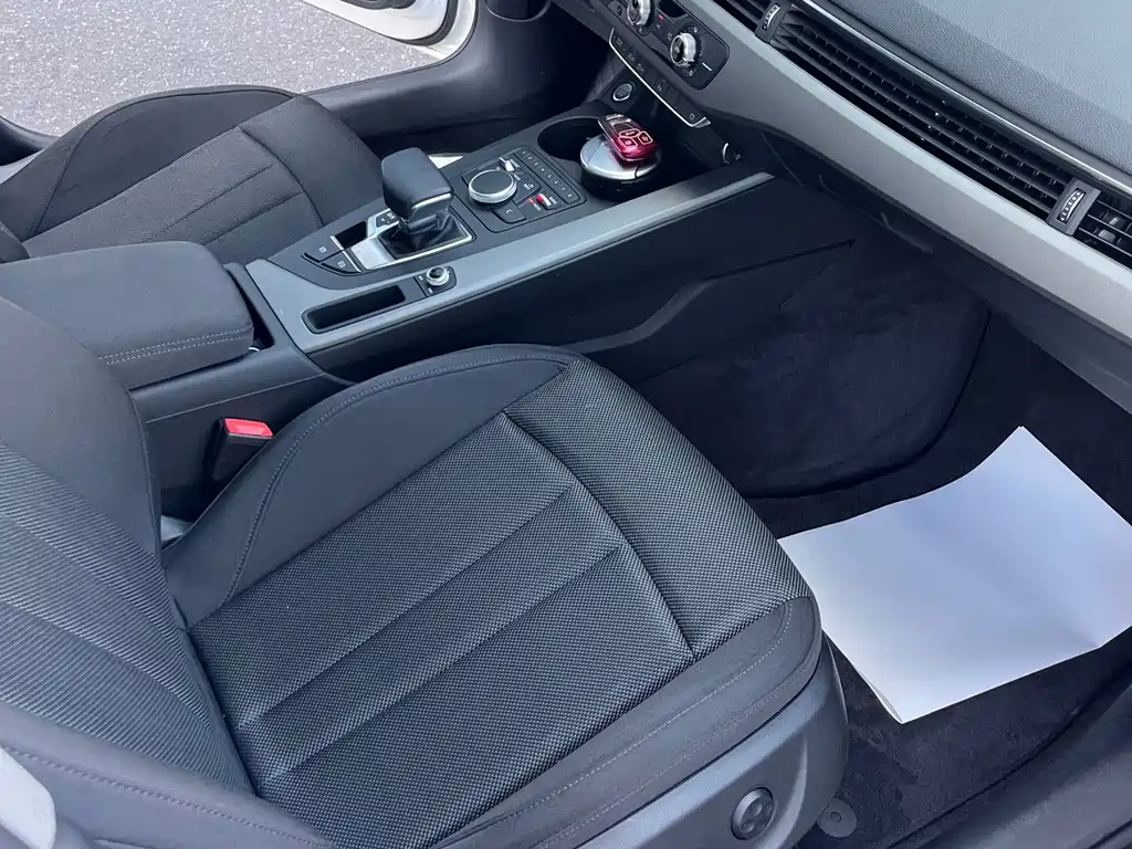 Audi A4L — миниатюра 5