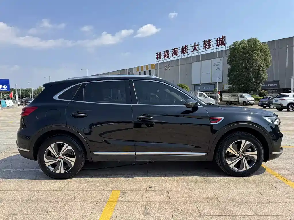 Hongqi Hongqi HS5 — миниатюра 8