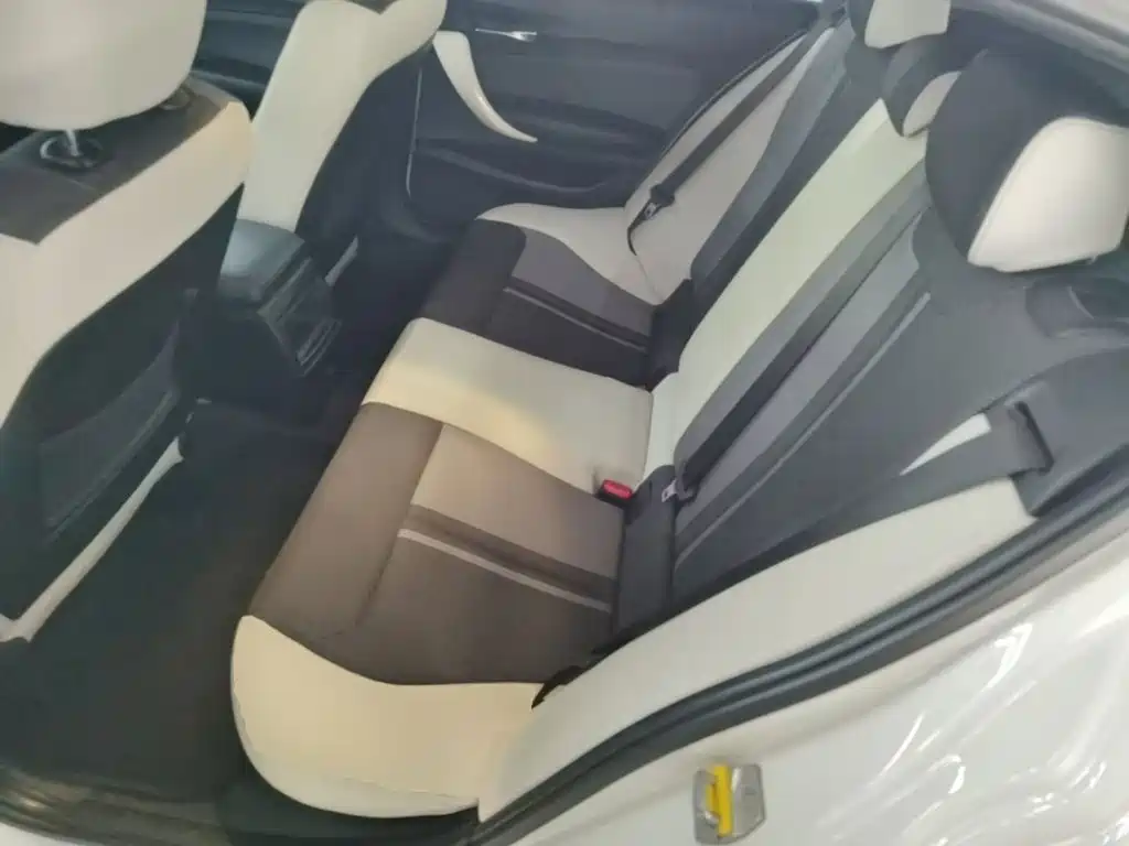 BMW 1 Series (Import) — миниатюра 17