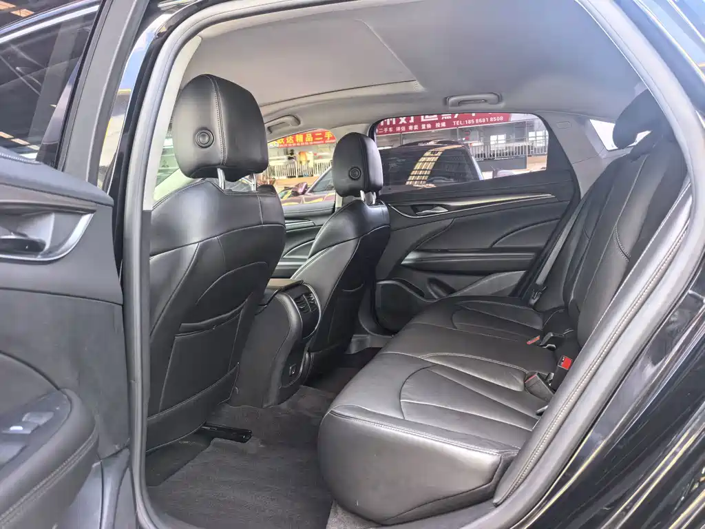 Buick LaCrosse — миниатюра 4