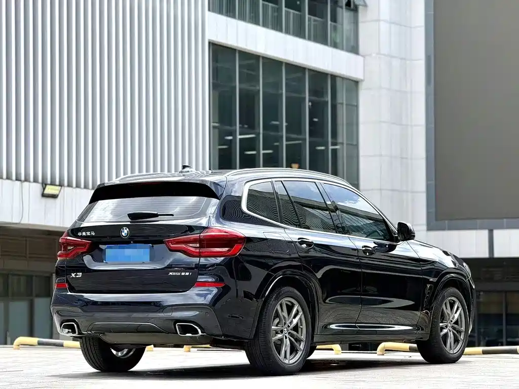 BMW X3 — миниатюра 7