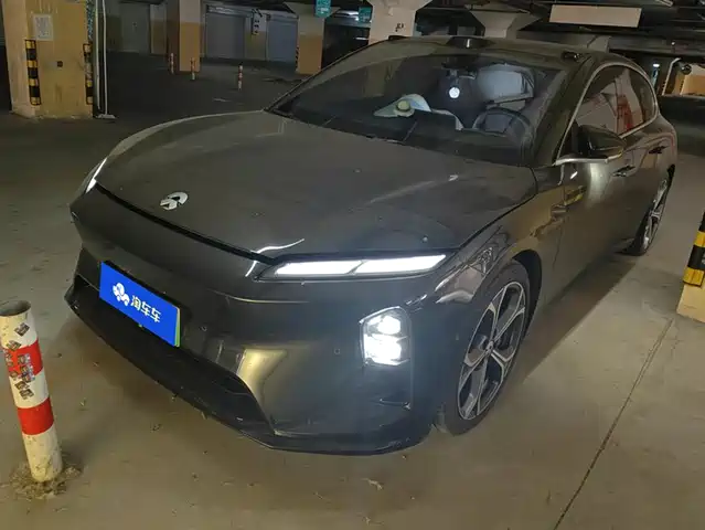 2025 Nio ET5