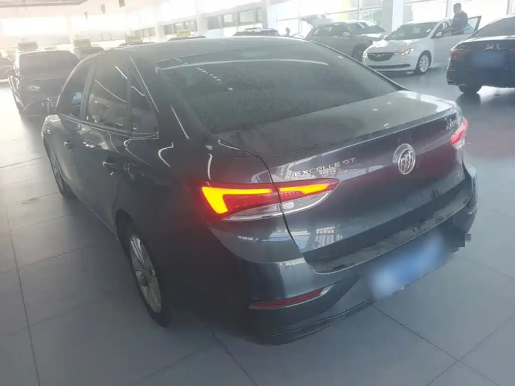 Buick Excelle — миниатюра 5