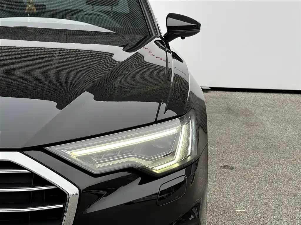 Audi A6L — миниатюра 10