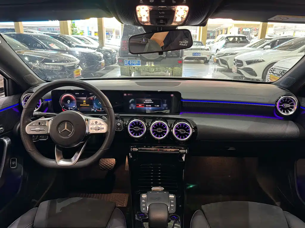 Mercedes-Benz A-Class — миниатюра 9