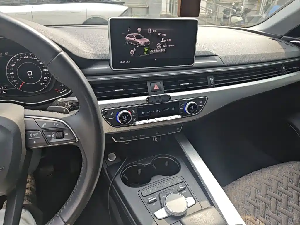 Audi A4 (Import) — миниатюра 14