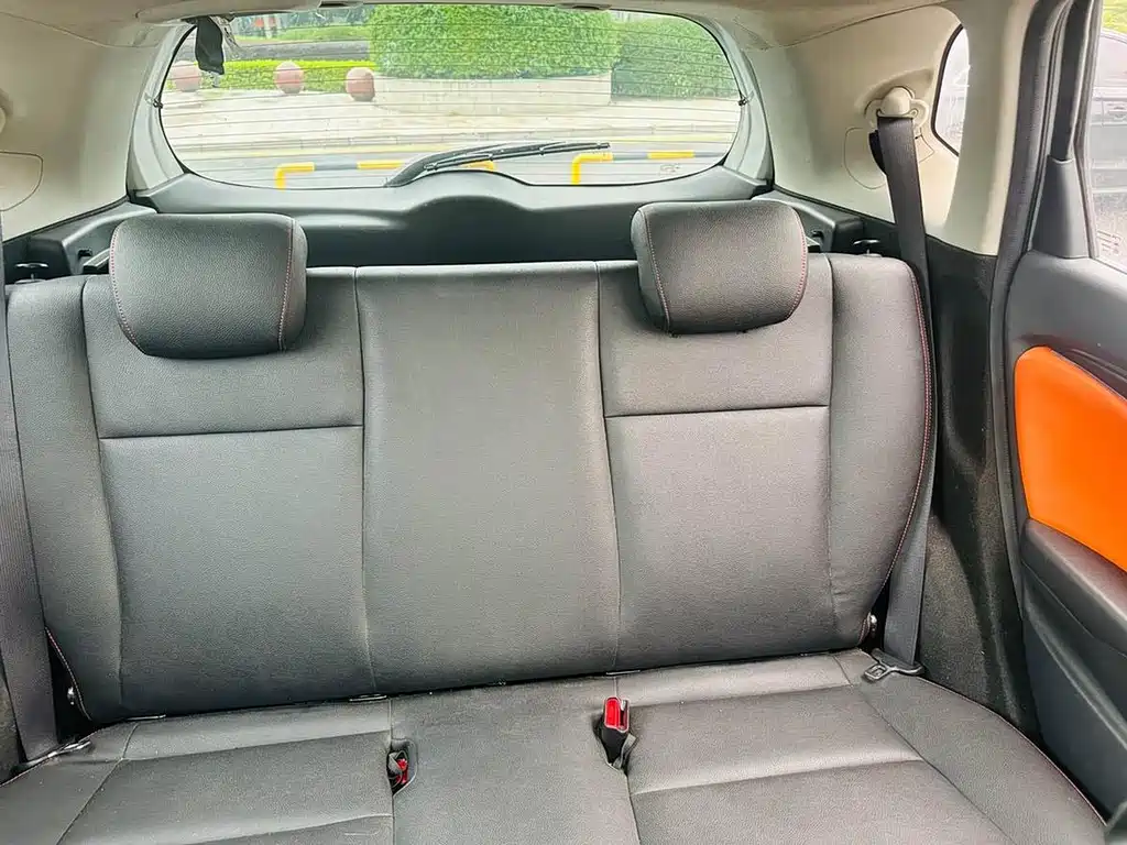 Honda Fit — миниатюра 10