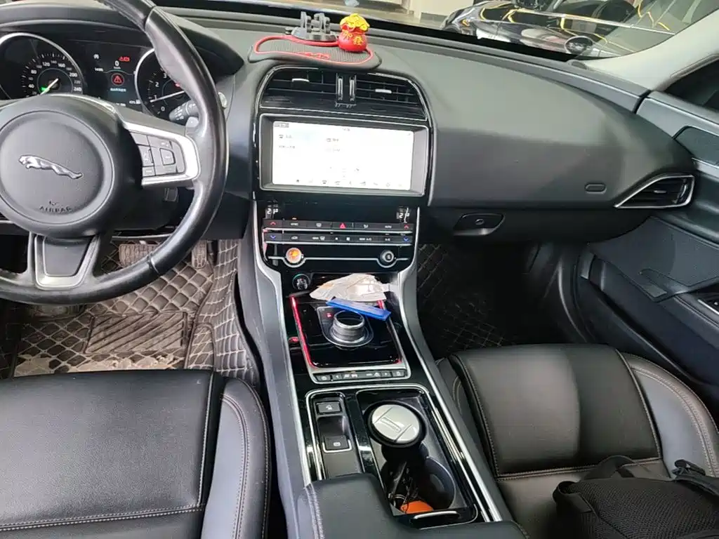 Jaguar XEL — миниатюра 14