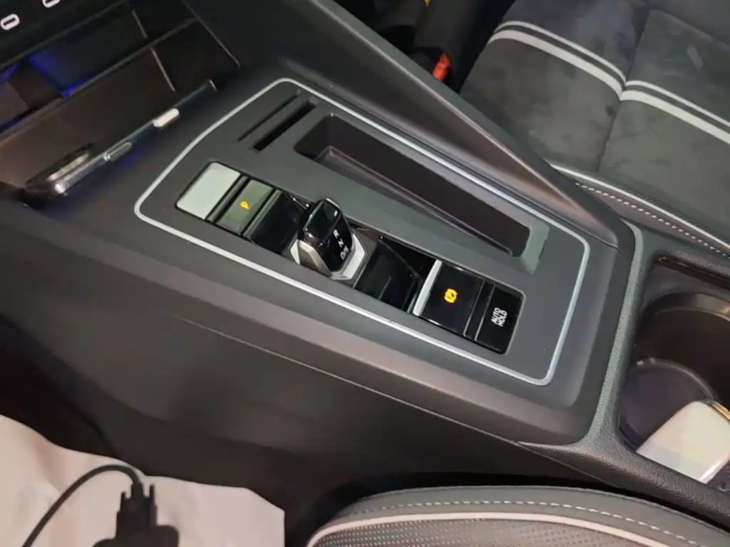 Volkswagen Golf — миниатюра 14