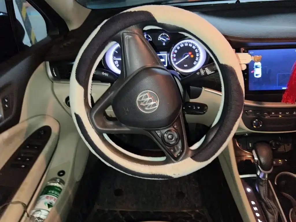 Buick Verano — миниатюра 7