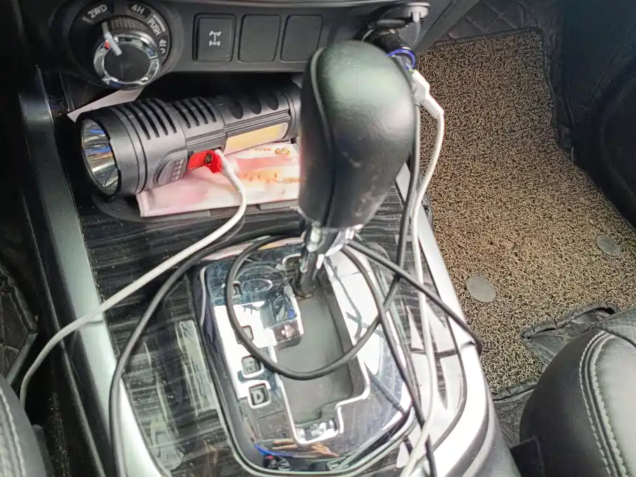 Nissan Terra — миниатюра 16