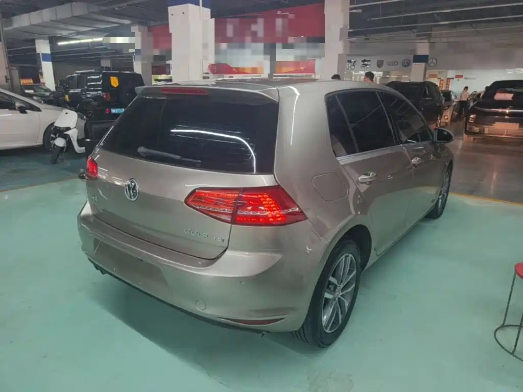 Volkswagen Golf — миниатюра 7