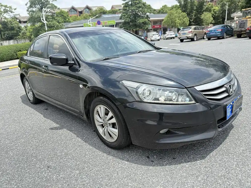 Honda Accord — миниатюра 3