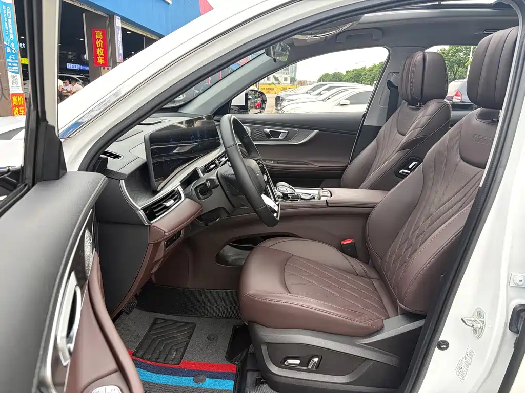 Chery Tiggo 8 PRO — миниатюра 15