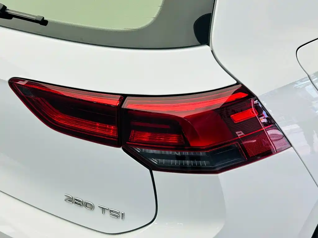 Volkswagen Golf — миниатюра 11