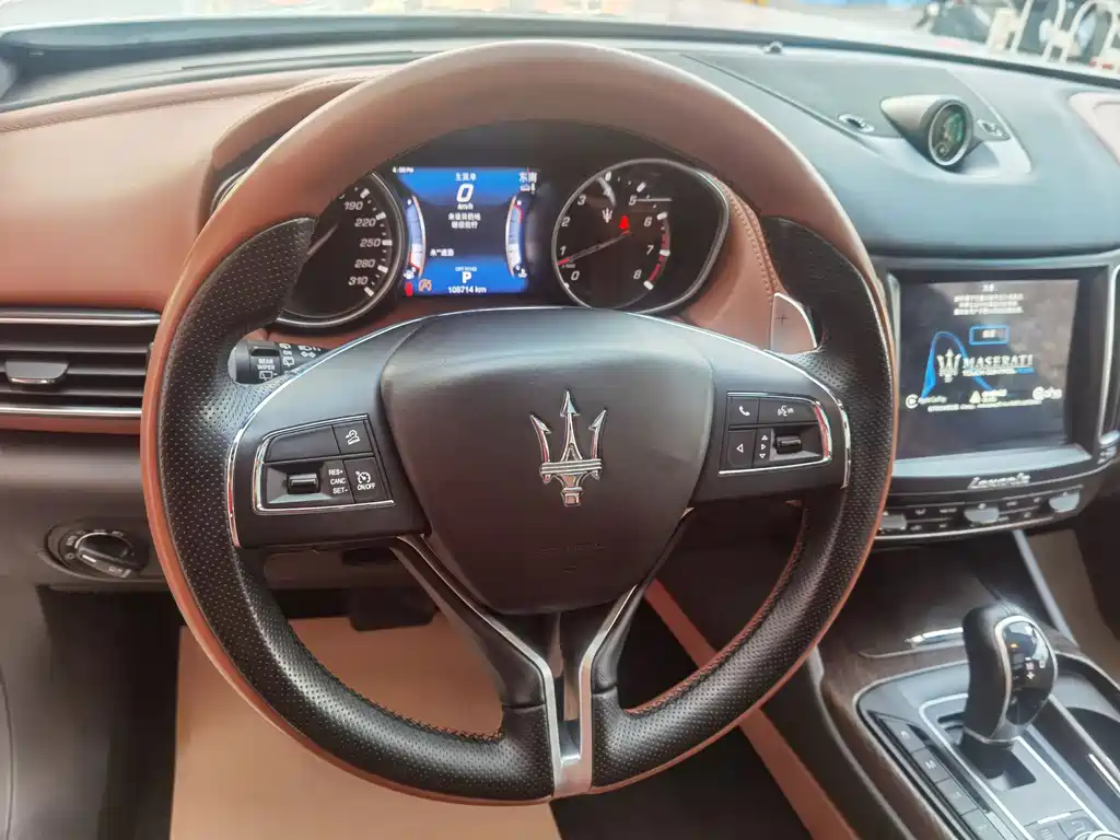 MASERATI LEVANTE