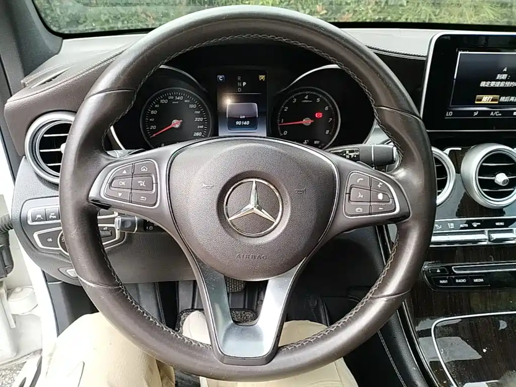 Mercedes-Benz GLC — миниатюра 11