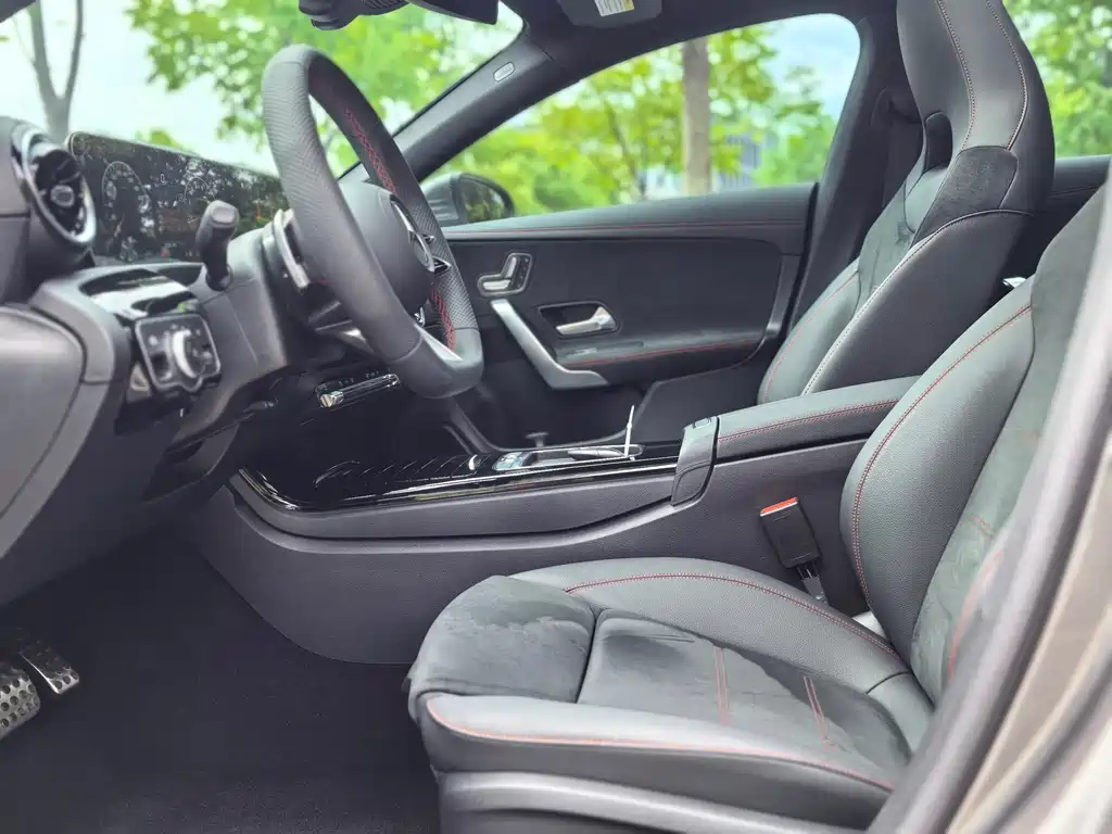 Mercedes-Benz CLA (Import) — миниатюра 6