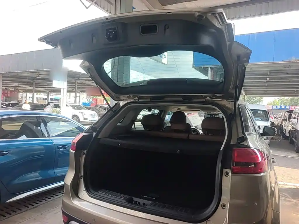 Geely Boyue — миниатюра 19