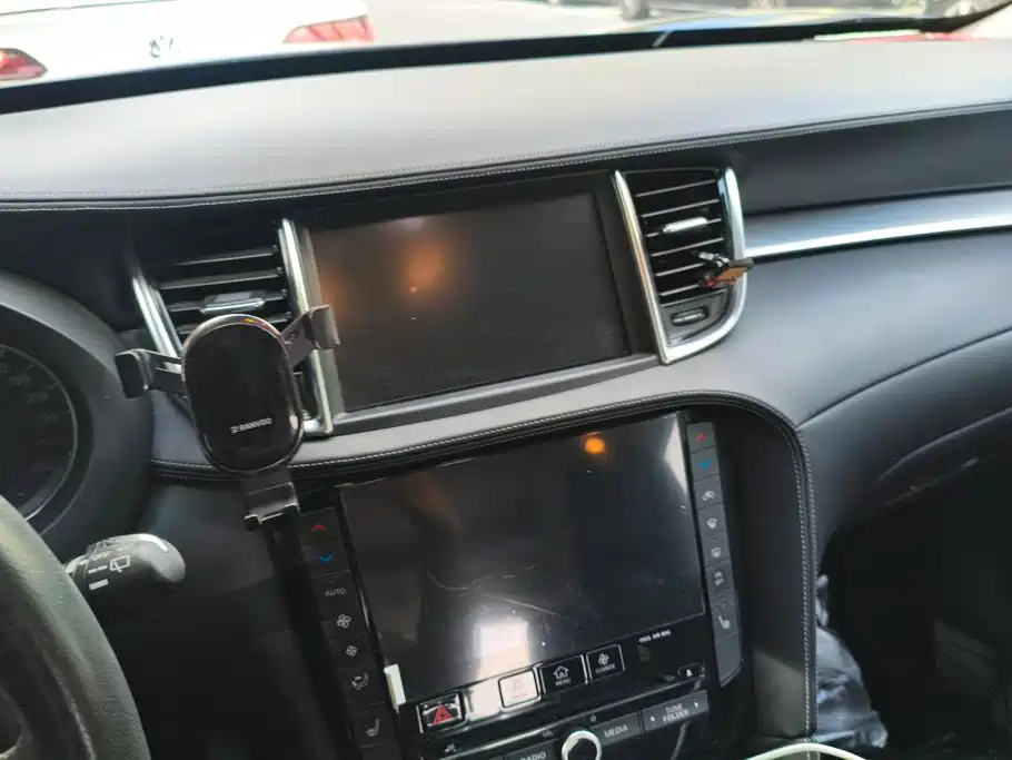 Infiniti QX50 — миниатюра 13