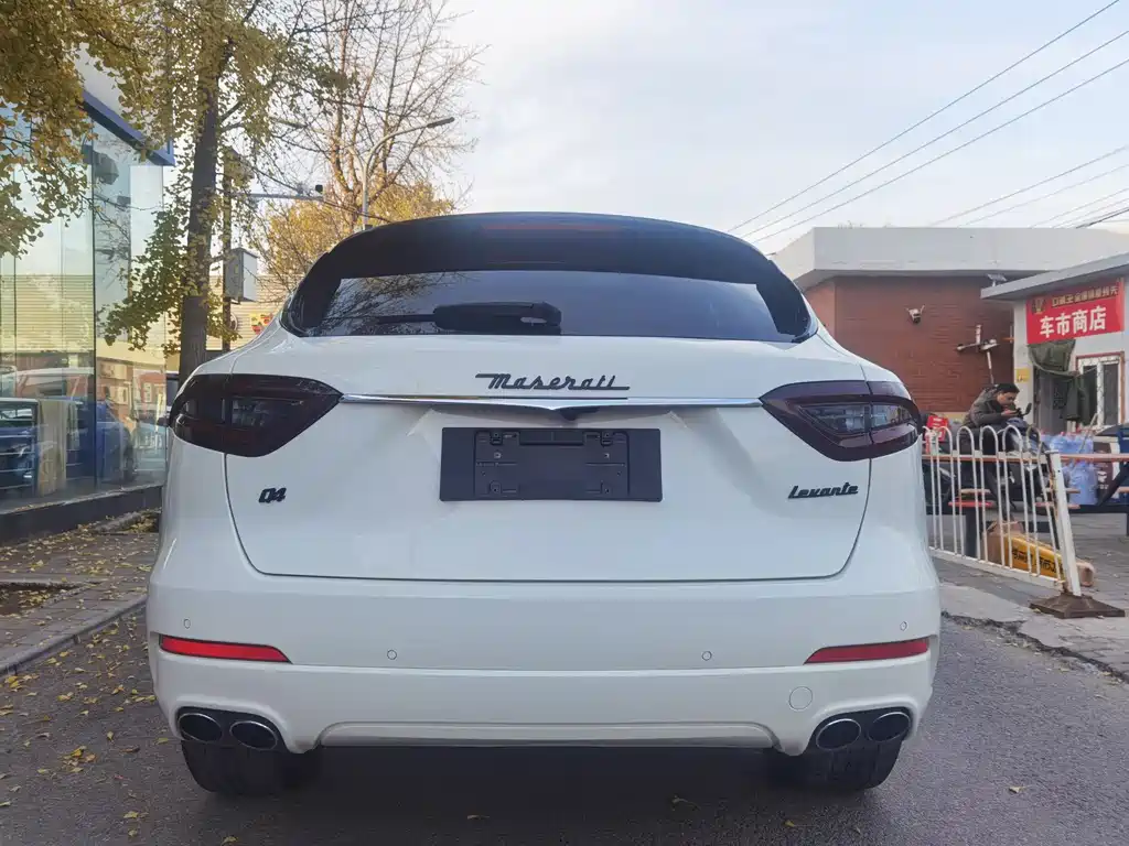 MASERATI LEVANTE